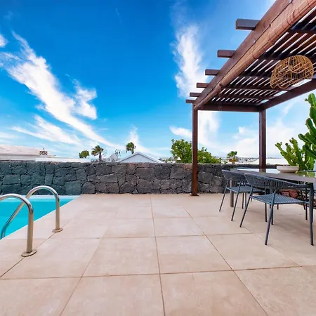 Malolo-private Pool And Jacuzzi بلايا بلانكا
